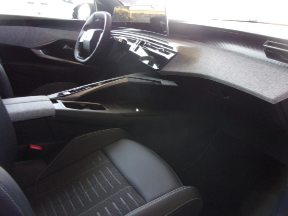 PEUGEOT 3008 NOUVEAU 3008 hybride-009.jpg